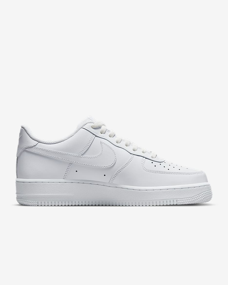 Nike Airforce 1'07 Black & White Sneakers